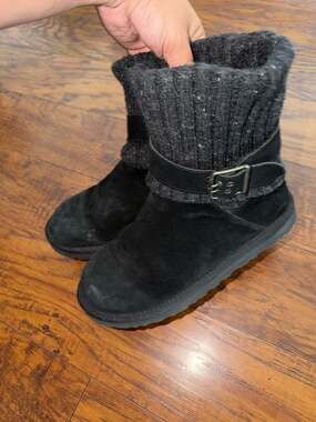 UGG Australia Cambridge Black Suede and Knit Cuff Boots